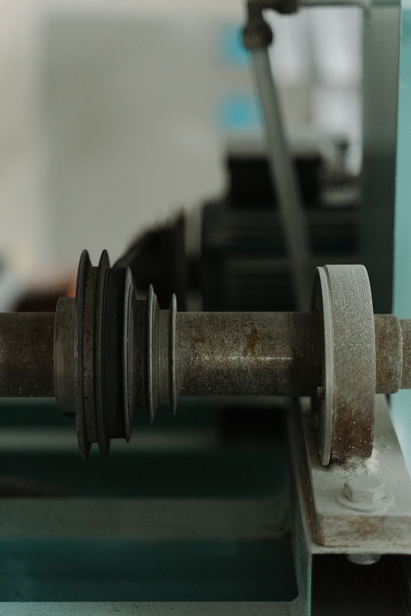 Tight-tolerance machined component