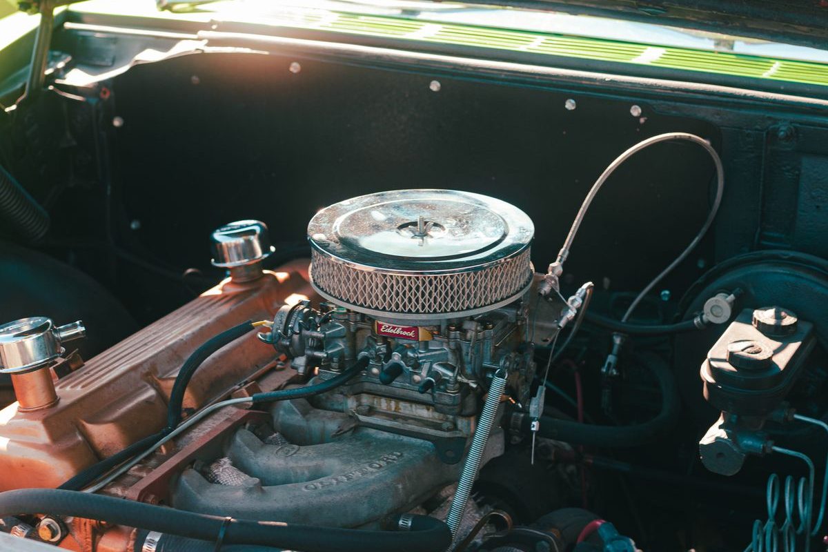 Engine block cover and transmission housing